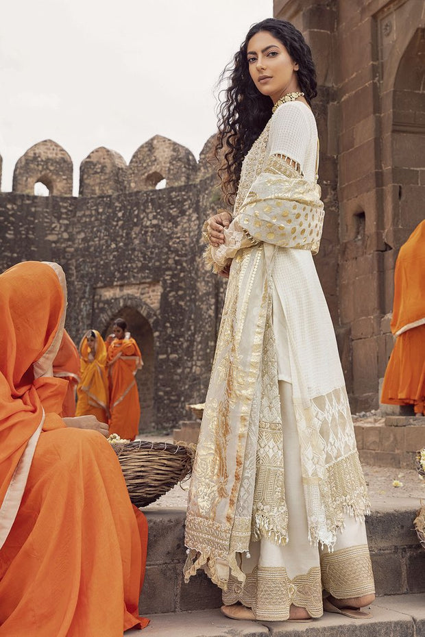 White Ladies Suit Pakistani