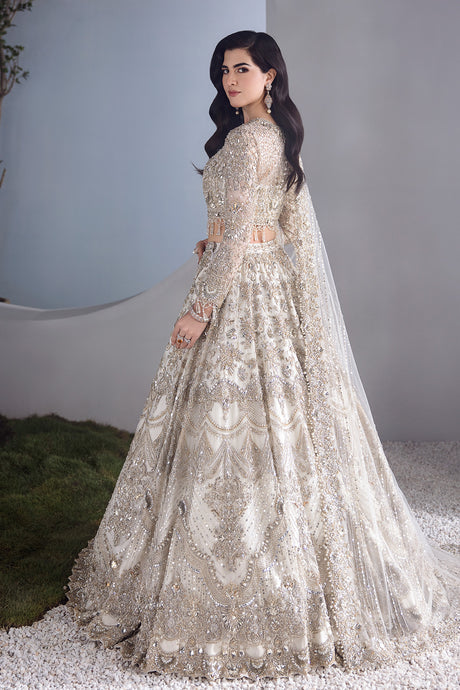 Elegant White Bridal Lehenga with Choli & Dupatta