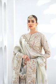 White Lehenga Kameez Pakistani 