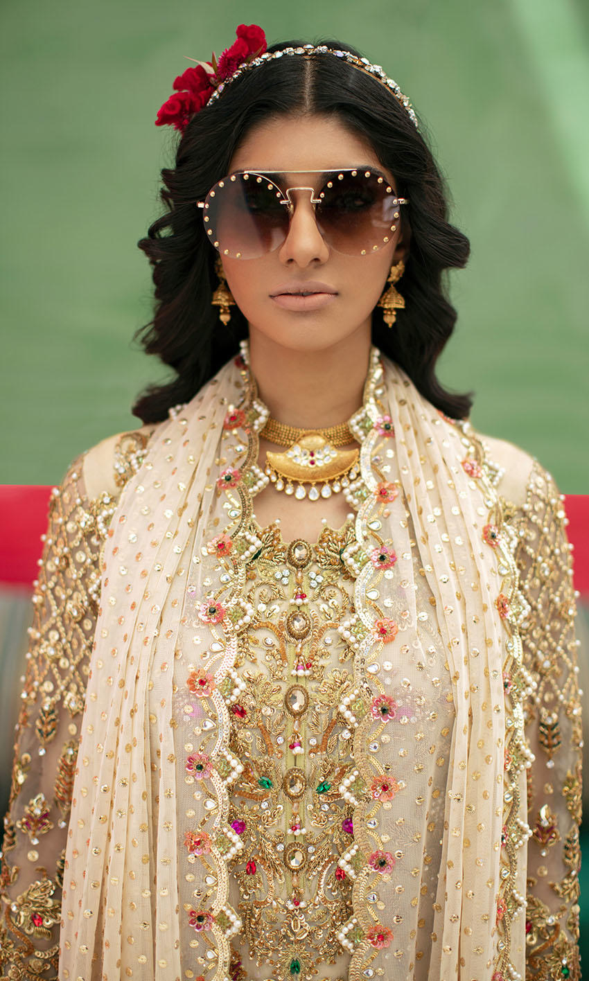 White Long Kameez Capri for Pakistani Wedding Dress