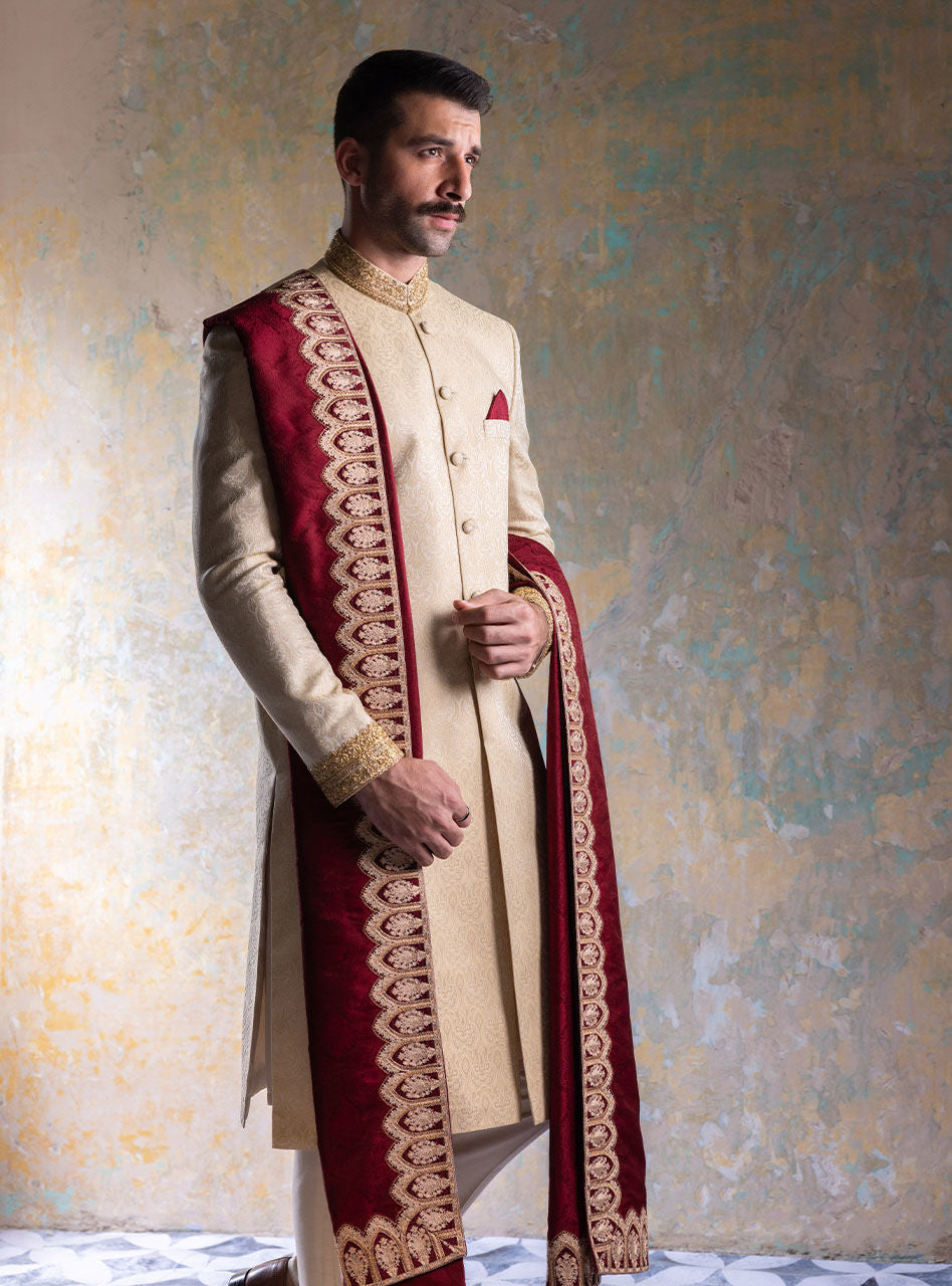 White Sherwani Shawl Dress for Pakistani Groom Dresses 2023