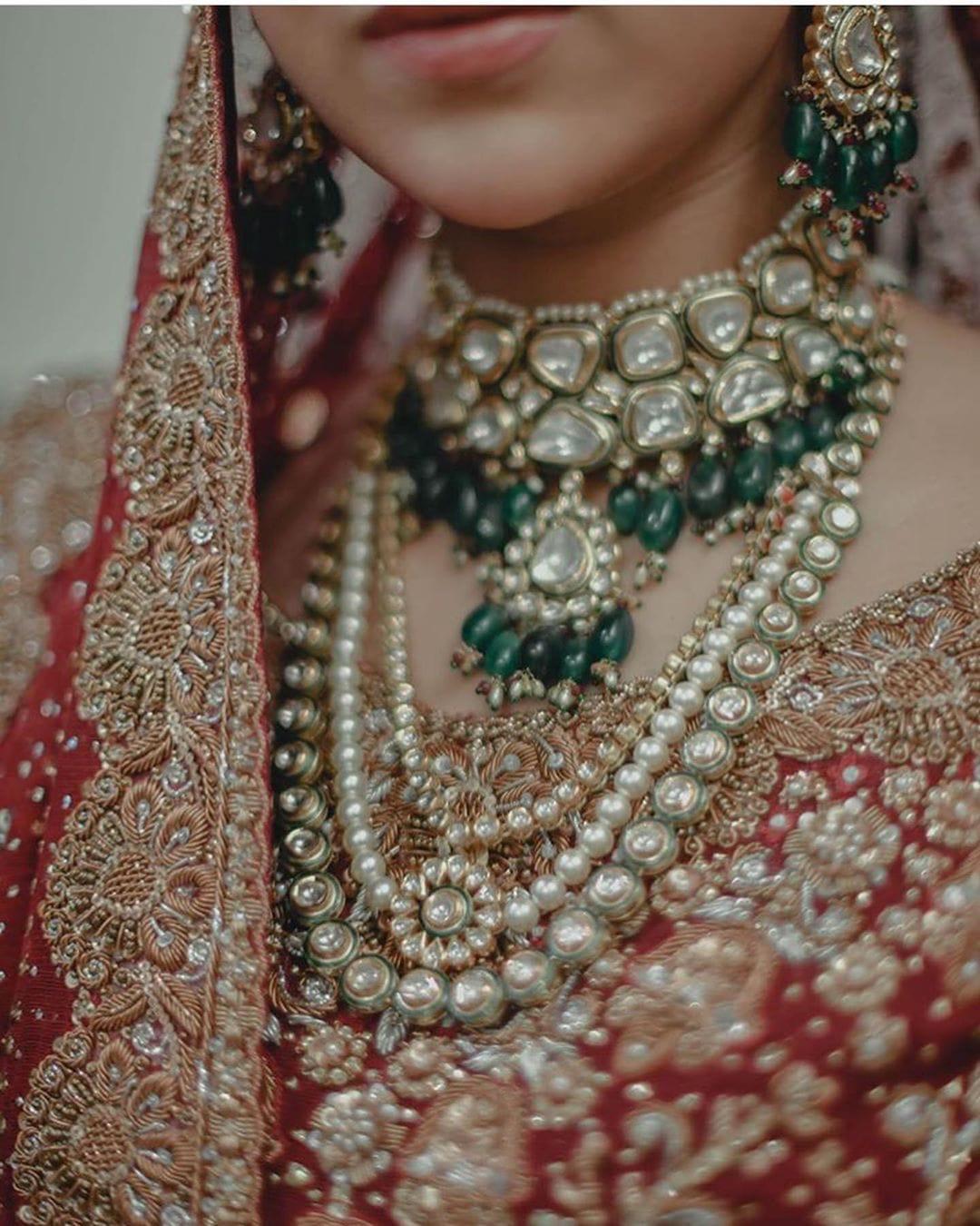 White Pearls Kundan Set