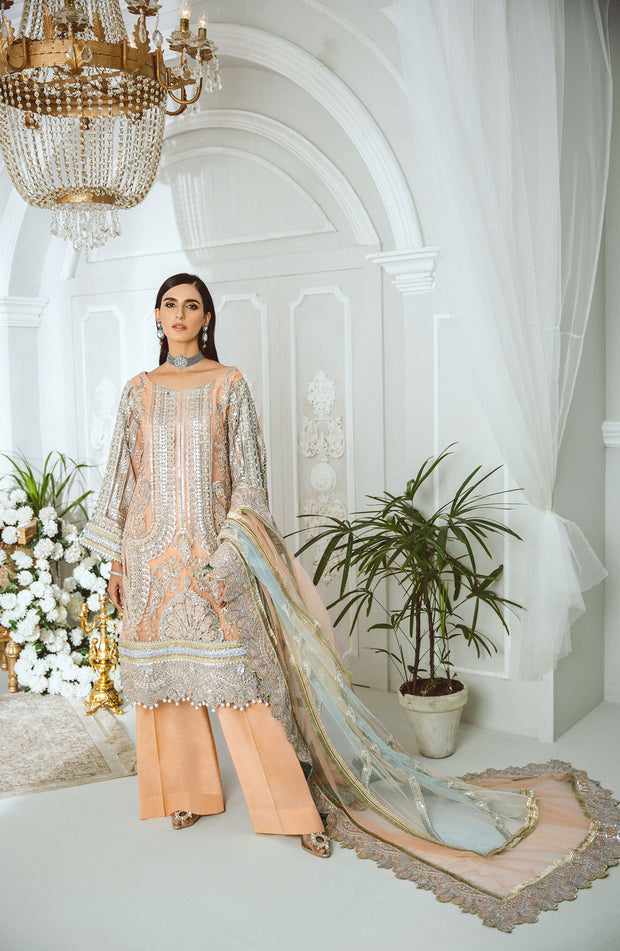 Women's Pakistani Clothes