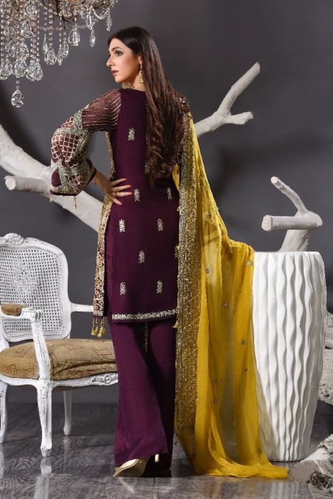Pretty chiffon party dress in plum colour
