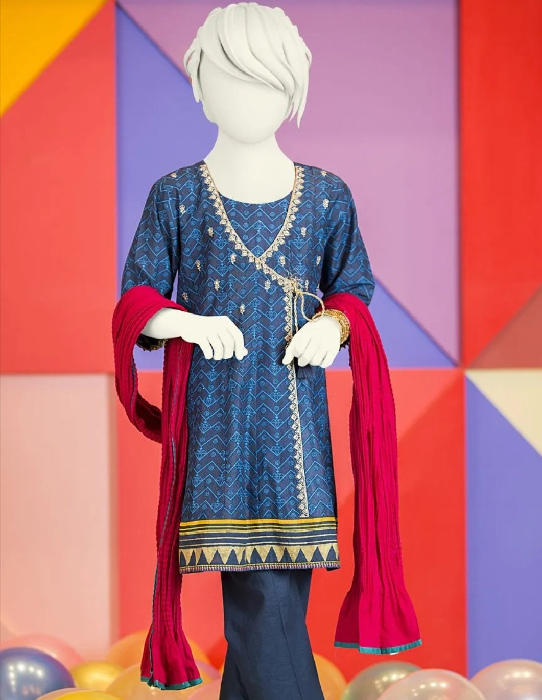 Baby girl dress Pakistani for the gatherings