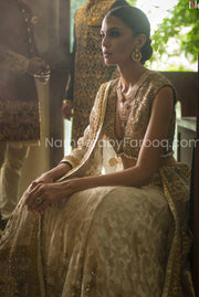 golden lehnga choli