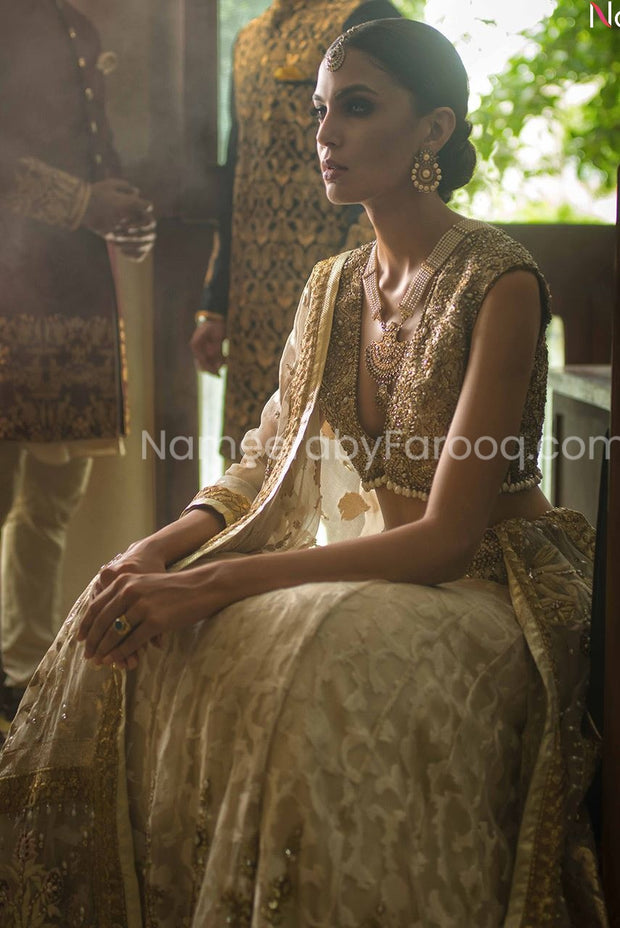 golden lehnga choli