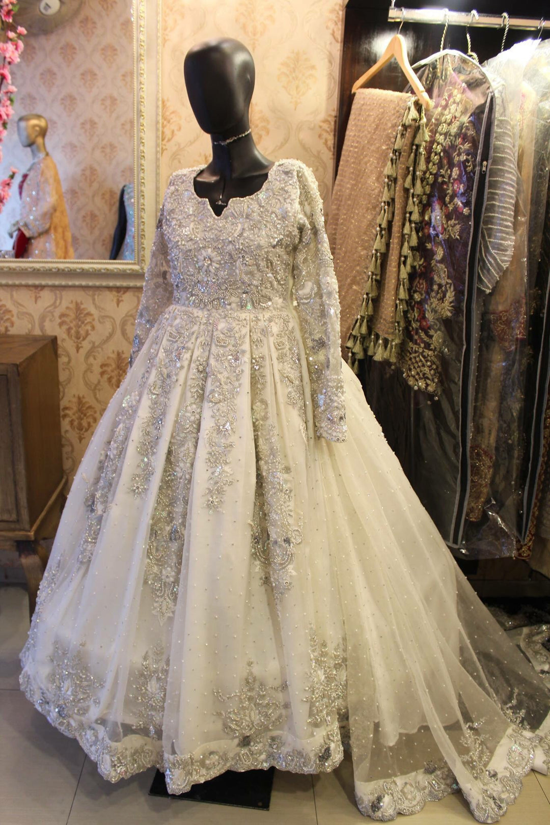 Wedding bride maxi pearls sequance and nugh work M#B 173