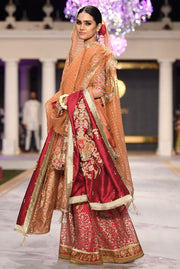 Beautiful designer bridal mehendi outfit embroidered in red color
