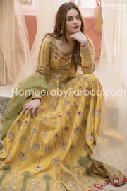 mehndi function dress