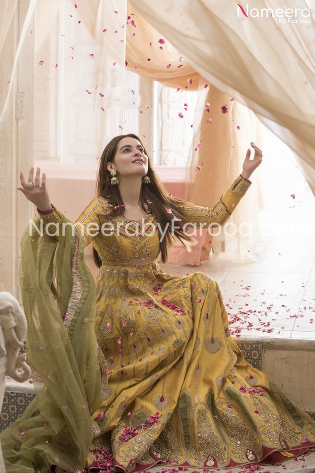 mehndi dress for bride