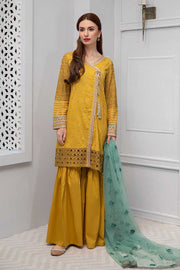Beautiful Pakistani Eid dress in lavish mustard color