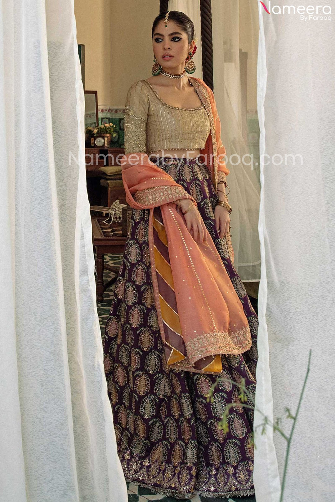 pakistani mehndi lehenga