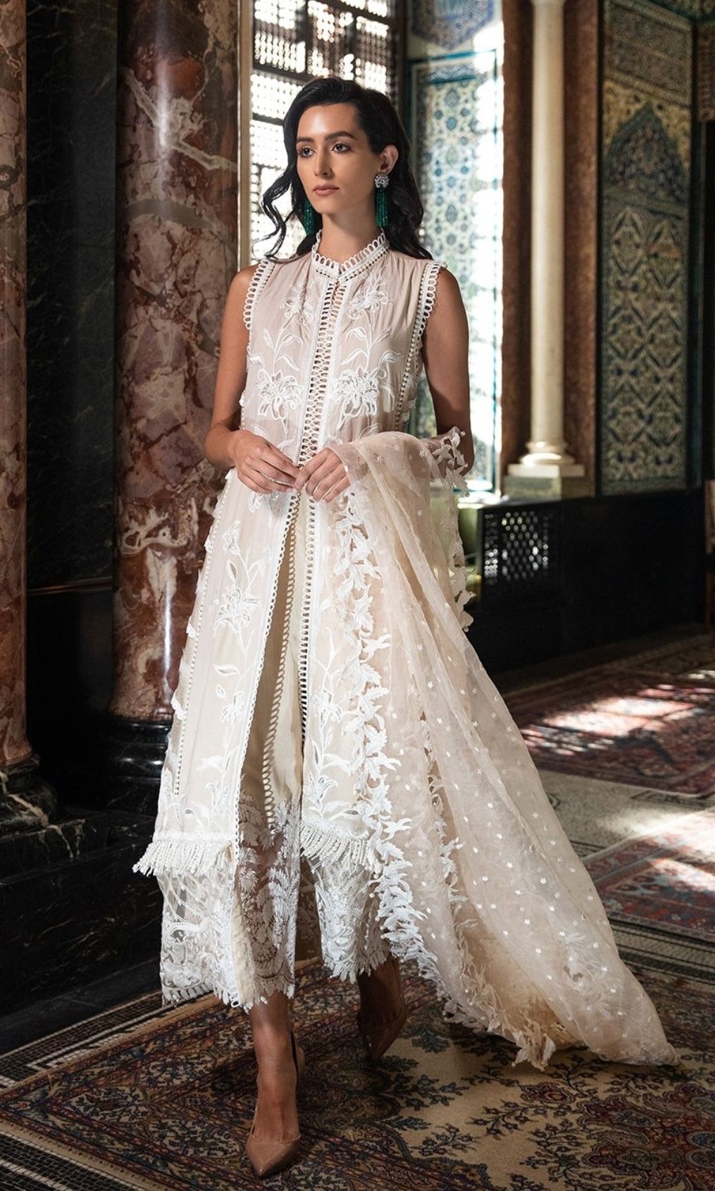 Buy beautiful Pakistani clothes online USA from us custom size