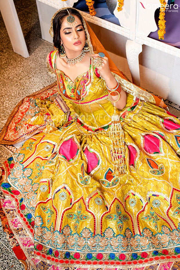 Beautiful HSY Embellished Mehndi Lehenga Attire #BN685