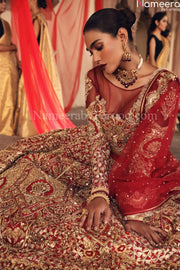 red bridal lehnga