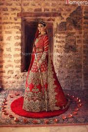 red bridal lehnga