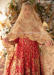 red bridal lehnga