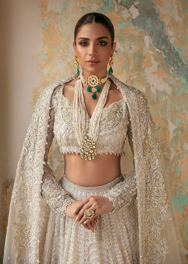 white lehenga choli
