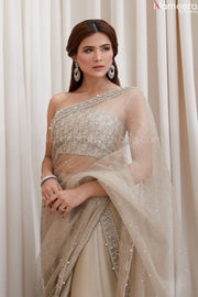 white saree
